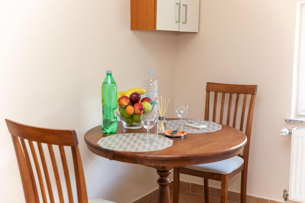 Apartments Artan Цриквеница Экстерьер фото