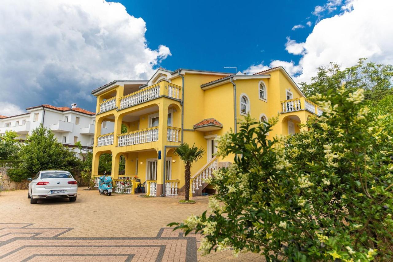 Apartments Artan Цриквеница Экстерьер фото
