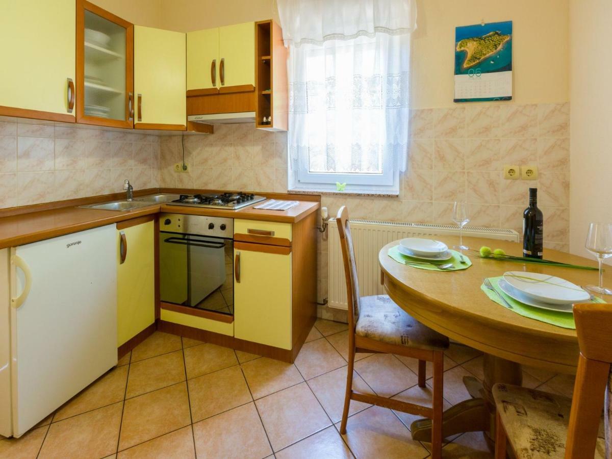 Apartments Artan Цриквеница Экстерьер фото