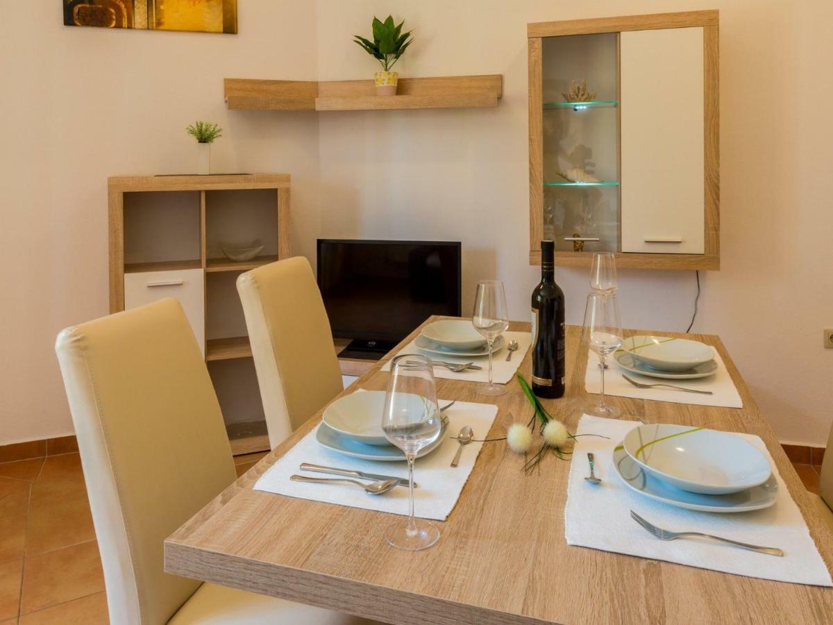 Apartments Artan Цриквеница Экстерьер фото