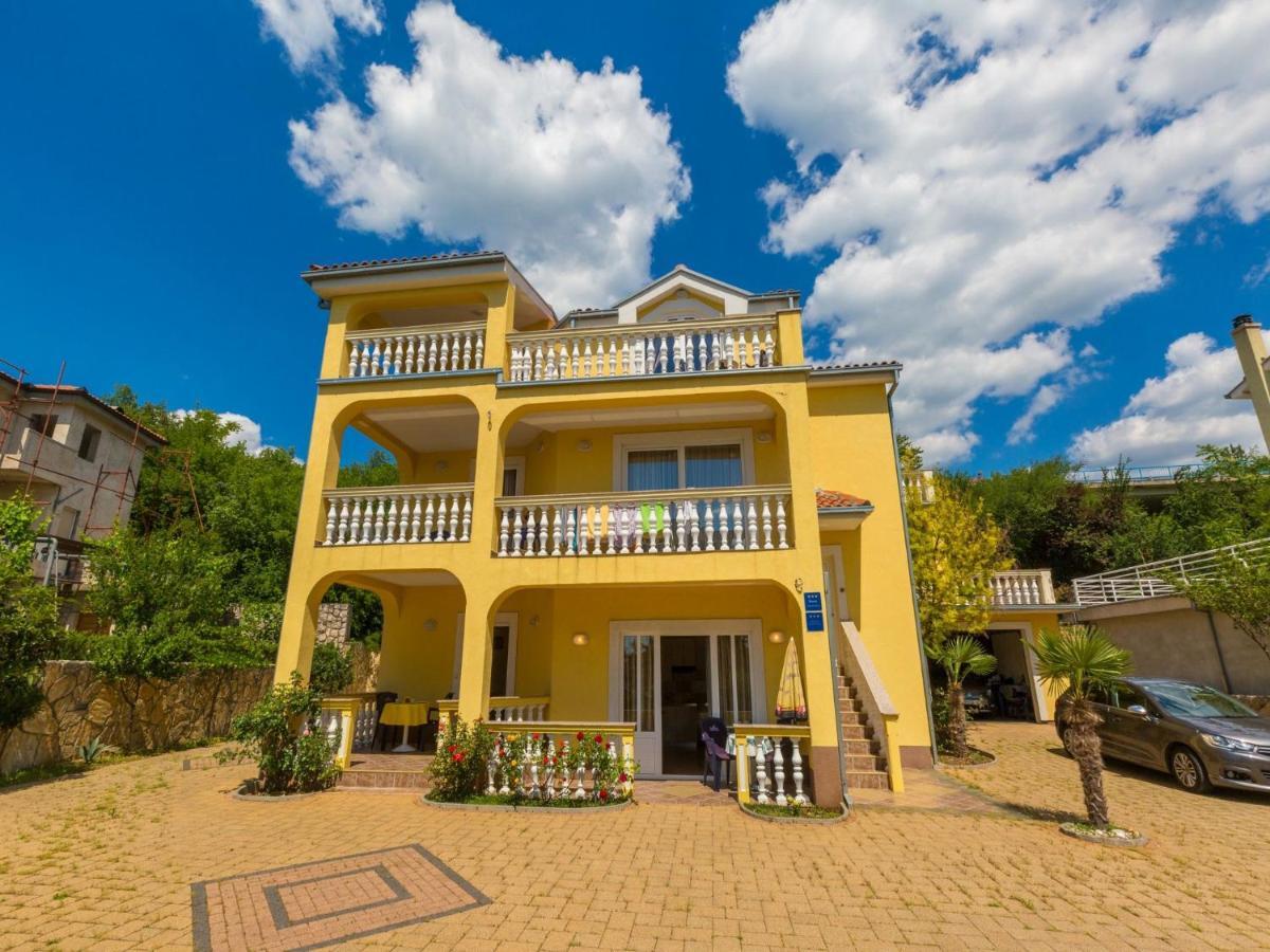 Apartments Artan Цриквеница Экстерьер фото
